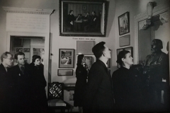 Ekskursiya-v-muzee-Turgeneva.-Foto-1930-h-gg.nachalo