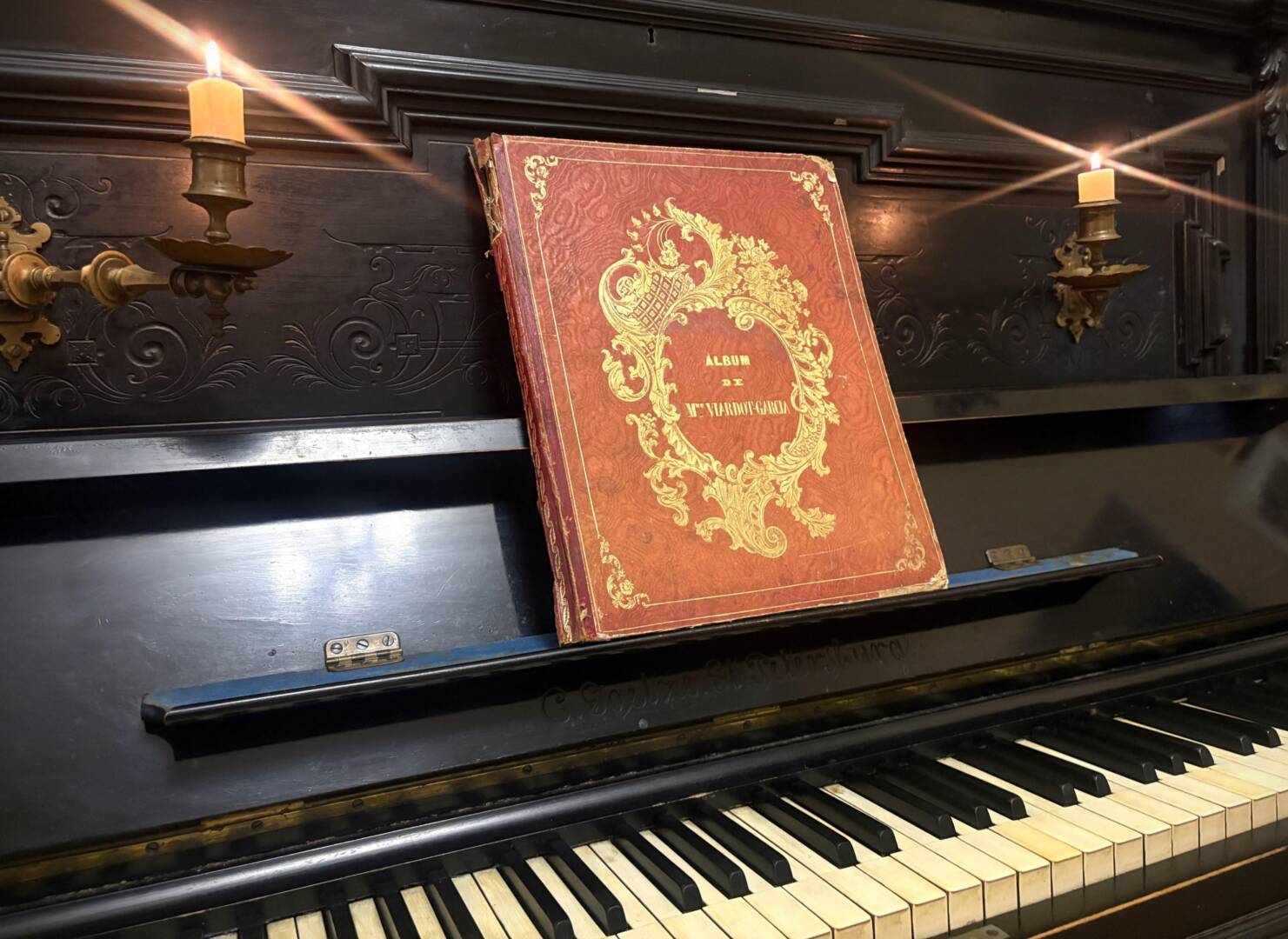 «Литературно-музыкальный вечер «Жизнь для искусства»», 12 +